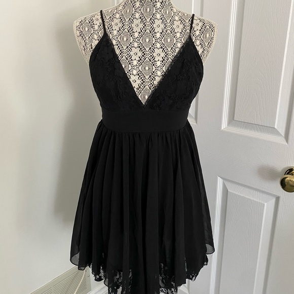 Sparkle & Fade urban outfitters black dress worn once - Picture 1 of 5